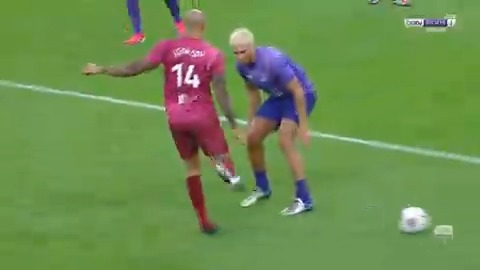 Thierry Henry's still got it 😮💨 #MatchForHope