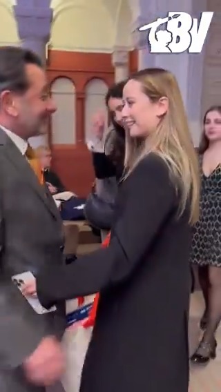 Arrivée d’Alice Cordier et des militantes du Collectif Némésis à l’évènement BV.