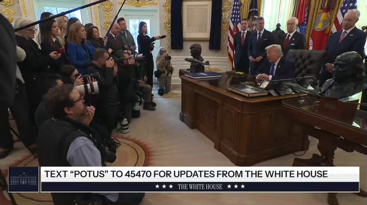 President Trump remarks on Powell. “He’s either incompetent or he or somebody is a crook and we’ll find out.” 👀 Keep watching the FED. Not the government and no reserves! Installed foreign criminal syndicate! 👏🏻💥