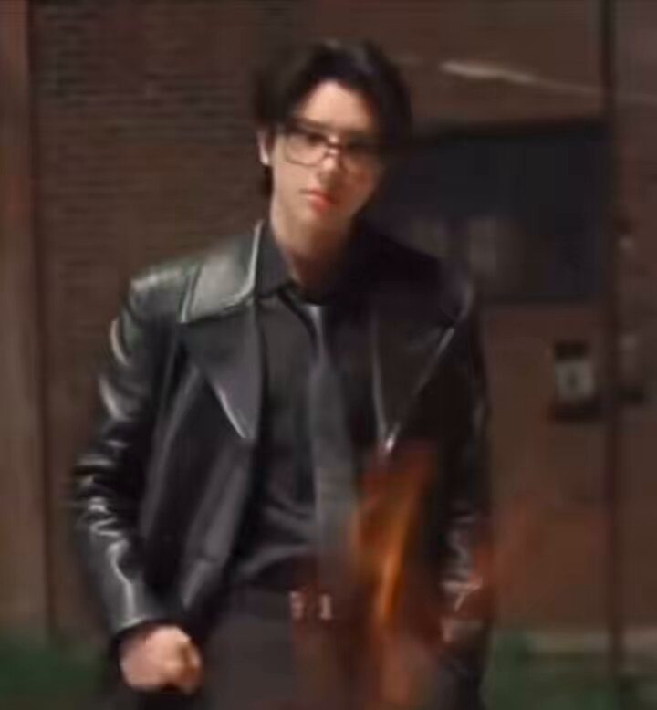 we don’t talk enough about how hot this was of jake sim