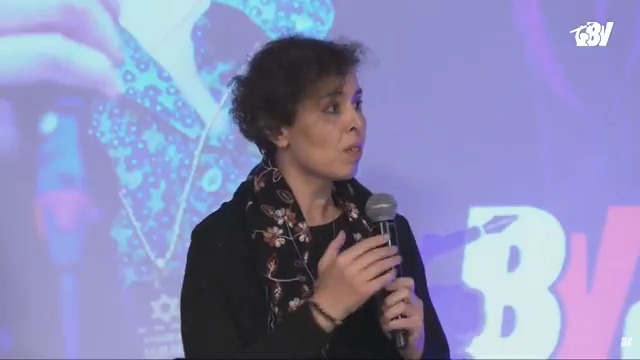 « Les islamistes avancent partout à travers le monde comme un seul homme, pendant que nous, nous sommes divisés. » analyse Maaroufi Fadila. « Les islamistes soutiennent les wokistes parce qu’ils ont compris qu’en les soutenants, ils détruisent la société occidentale. »