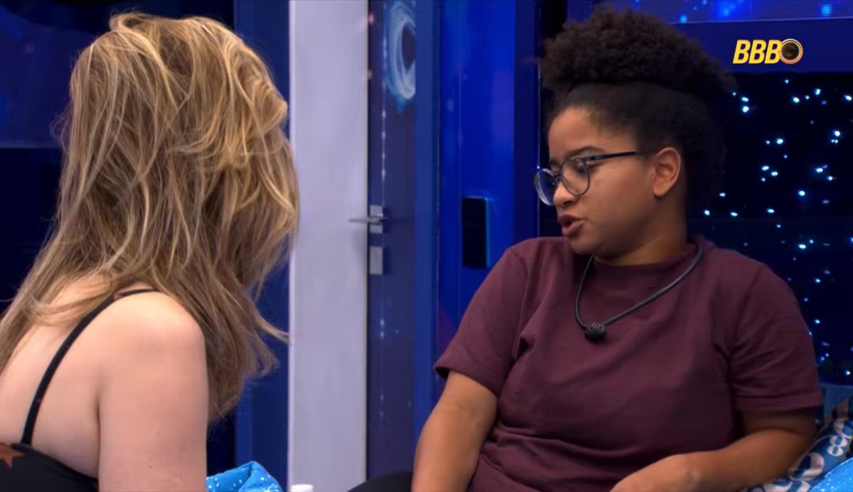 Ana Paula sabe o trauma de uma expulsão. Independentemente do jogo, ela reconhece o quanto é doloroso sair dessa forma. “Uma coisa é a gente sair daqui pelas vias normais; outra coisa é sair assim… é muito triste.” #TeamRenault #BBB26