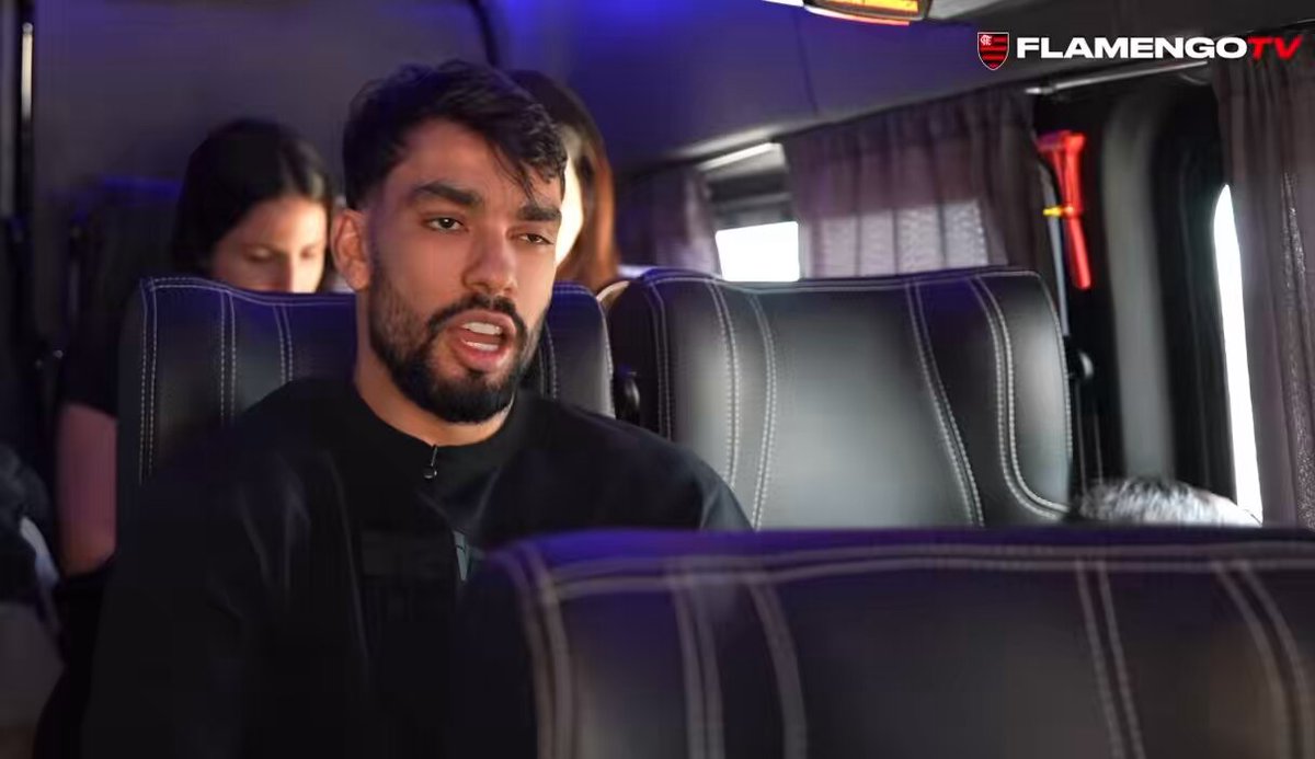 FLAMOSOS: Paquetá revelou que conversou com técnico Filipe Luís. “A gente se falou o tempo todo. Eu respeito muito o trabalho dele e um dos motivos de eu vir com certeza foi ele demonstrar tanto que me queria aqui… Eu sei que o Flamengo não precisava de mim pra vencer, mas eu precisava do Flamengo e eu expus isso a ele.” 🎙️Paquetá | Dani 🎥 YouTube: Flamengo TV