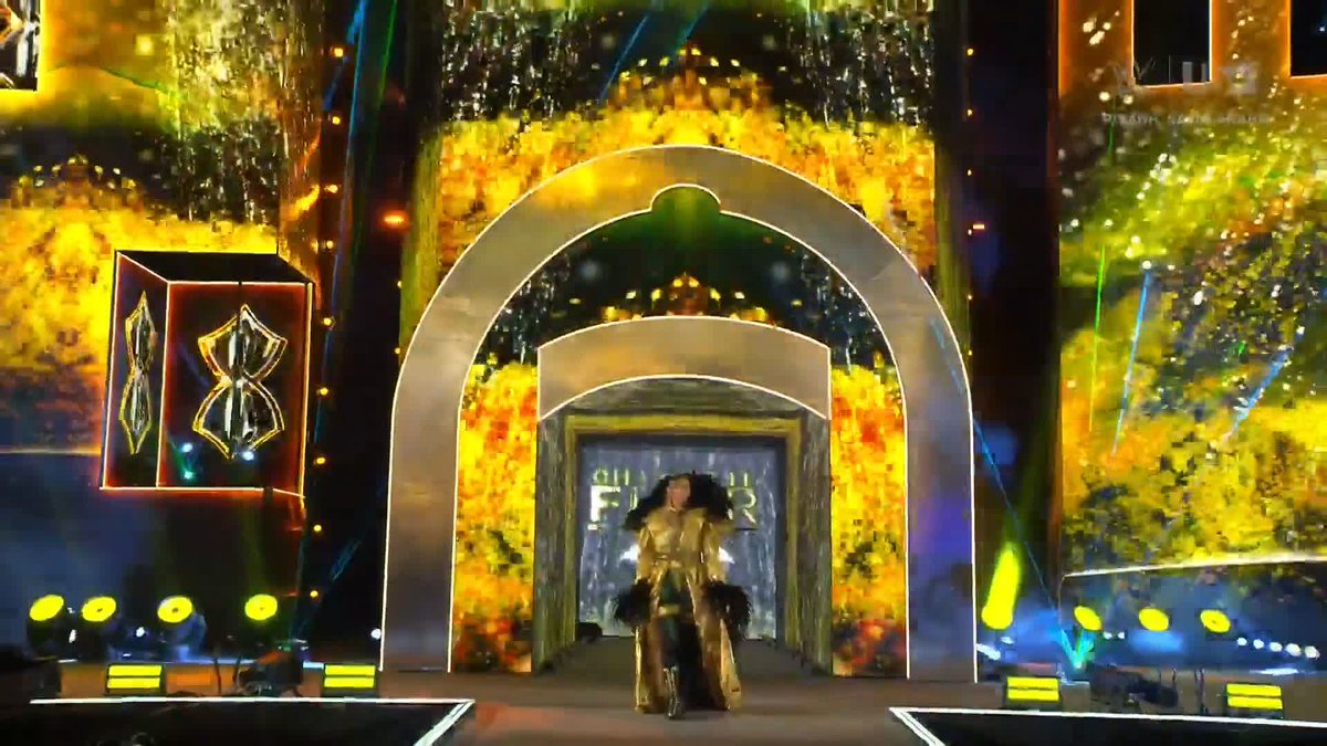An entrance fit for a QUEEN! 👑 Charlotte Flair