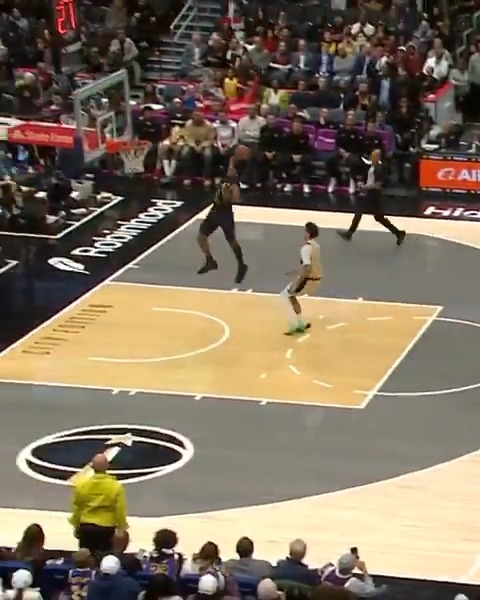 BRONNY THROWS IT DOWN AGAIN 🔥 D.C. CROWD LOVES IT ‼️