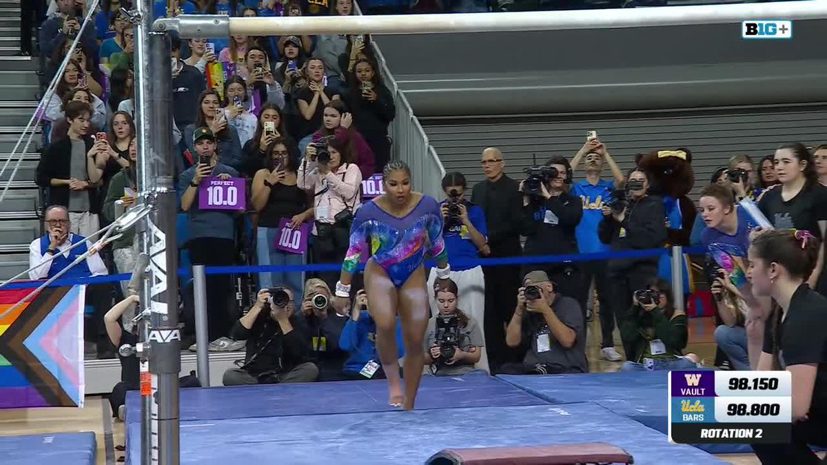 A 9.975 for Jordan Chiles to close the rotation! (watch till the end ...) 📺: B1G+ #GoBruins