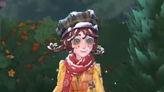 雪が降り積もっても 植物はたくましく育つ。 パパのお仕事を エマも一緒に手伝うの! 本日は遡及シリーズ衣装を 動画でお見せするの♪ こちらの衣装は2月5日から ショップで購入できるの! パパと一緒にお揃いで揃えてほしいの! #IdentityV #第五人格