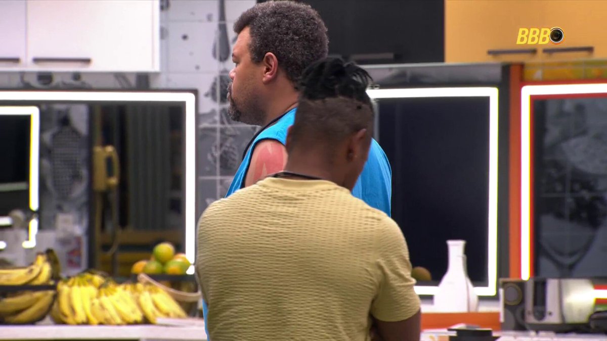 As especulações sobre a configuração e ameaças para o próximo paredão não param. Babu, Leandro e Juliano Floss conversam sobre as possibilidades após a festa. 👀 #BBB26 #RedeBBB