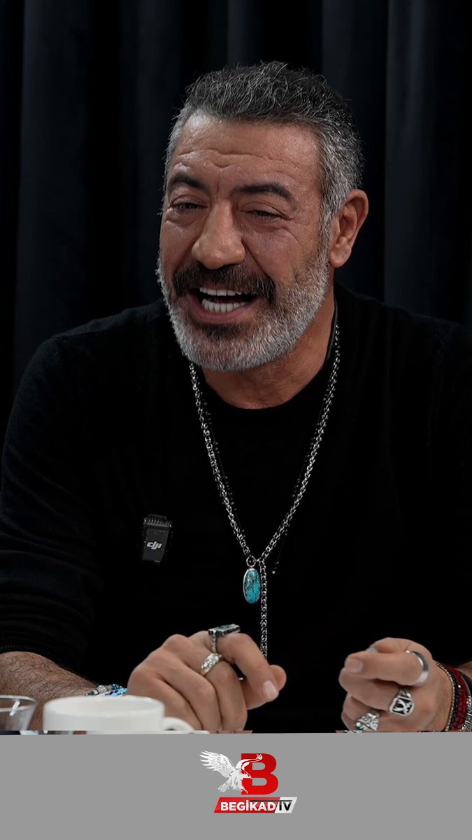 ''Beşiktaş, şuan için arabesk bir şarkı gibi.''