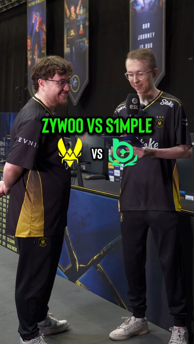 The comparisons have been there for years but how does ZywOo compare himself to Sasha? 🤔 ropz asked the hard hitting questions 🎤 #IEM