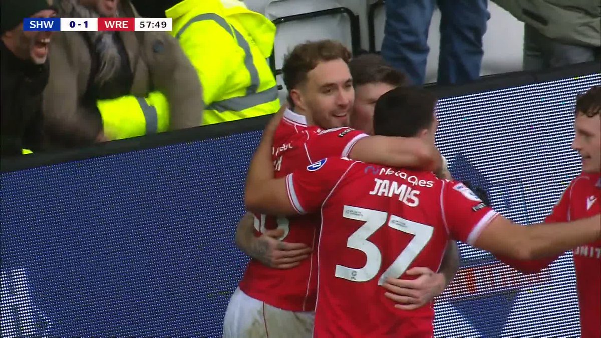Wrexham take the lead at Hillsborough through Sam Smith! 💥