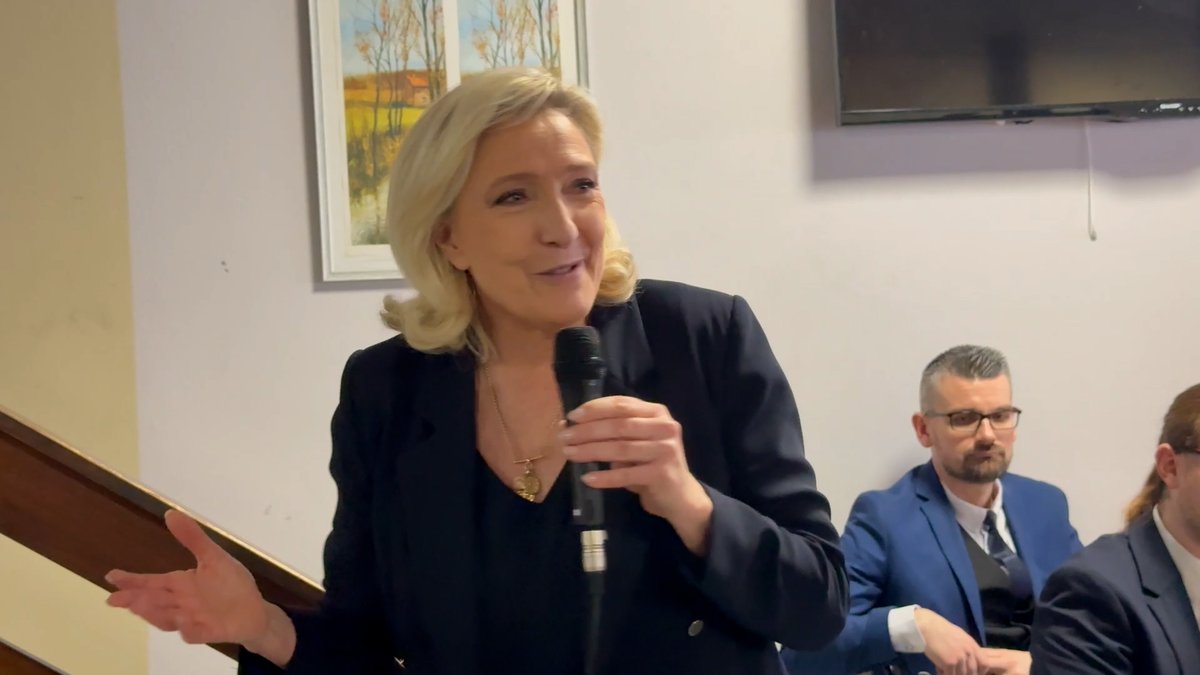 J’ai comparé les résultats que nous avons obtenus entre 2022 et 2024 ici en Moselle : ils sont extraordinaires. Je ne suis pas étonnée, ce département a toujours été leader dans la confiance de la population à l'égard du Rassemblement national.