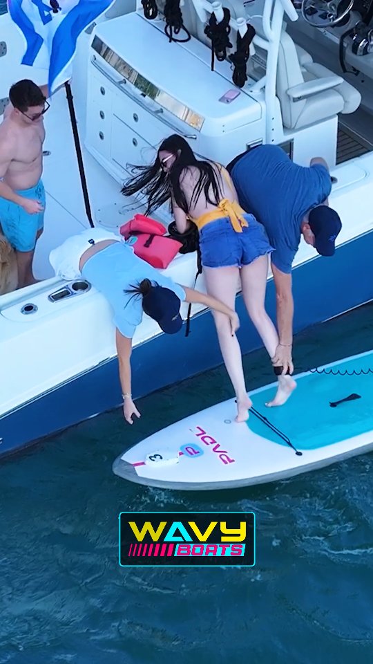 Imagine your wife being saved like this 🤣