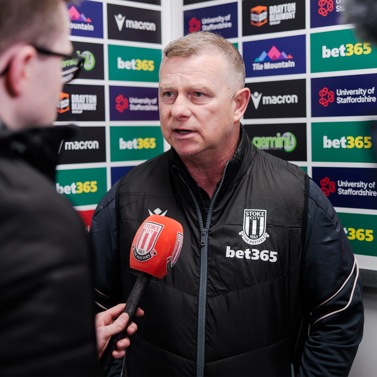 Take responsibility, show fight and get back on the training ground and work. Reaction from the gaffer 🗣️
