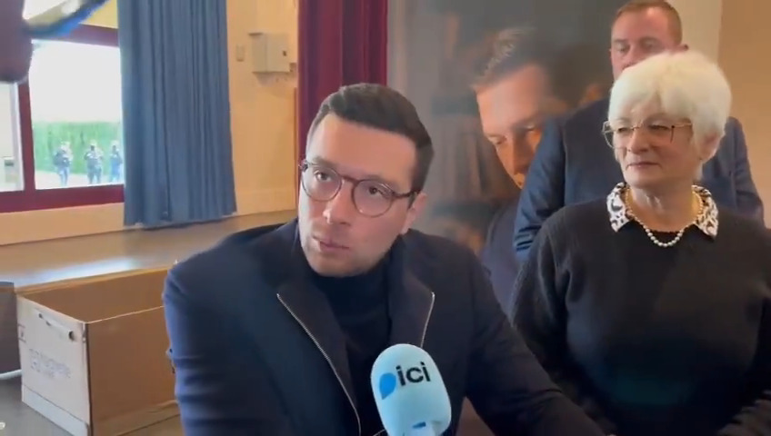De plus en plus de Français s'intéressent aux idées que nous portons et font le choix de nous rejoindre : c'est pour nous une immense responsabilité. Les Français sont attachés au travail, à nos traditions, à notre identité et c'est ce que je veux montrer avec ce livre.