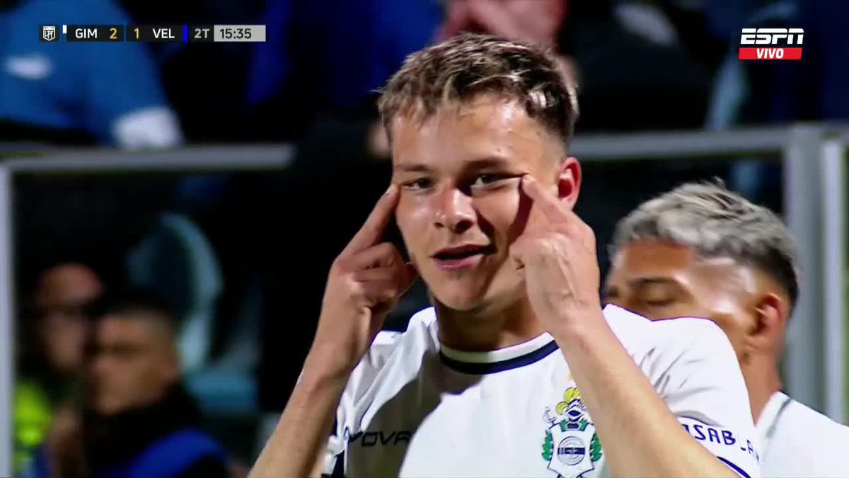 Lo digo ahora antes de que pase el semestre y totalmente seguro. El talento de Matías Abaldo no puede perdérselo Independiente. Ya mismo debería estar negociando con Defensor Sporting para reducir esa opción de compra. Puede jugar por todo el frente.