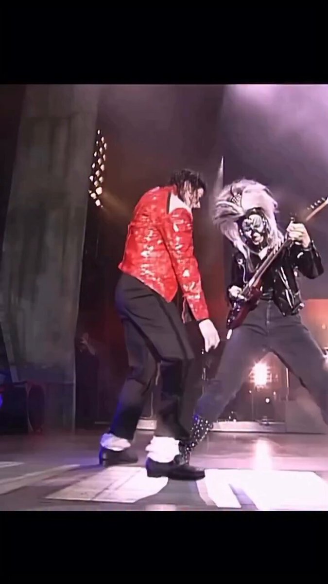 This sequence of that live performance always hits hard. What a duo to watch and enjoy!
