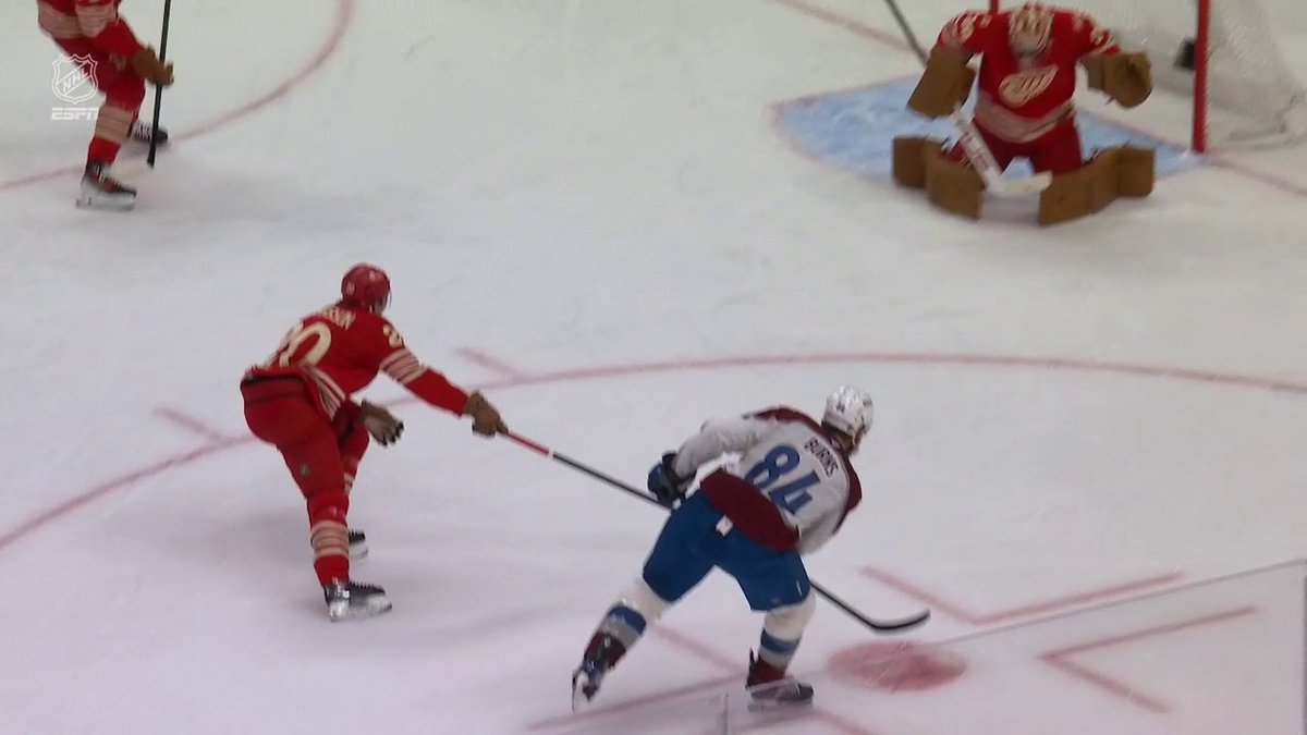 What a shot by Brent Burns for his ninth of the season! 🎯 The oldest player in the NHL still has it! 📺: ABC