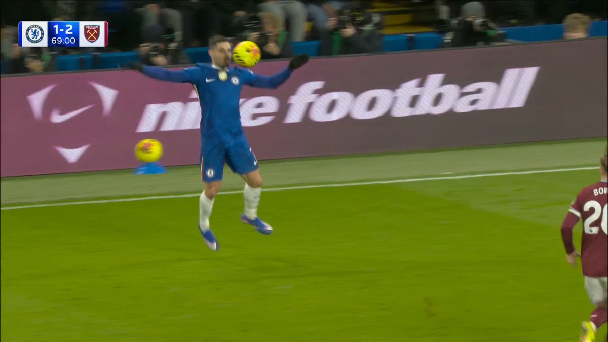 Cucurella reacted quickest to bring Chelsea level 💥