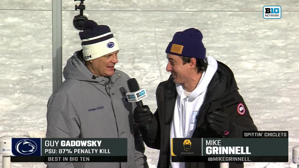 Our guy Mike Grinnell was on the bench with Penn State head coach Guy Gadowsky during the first period 🎙️