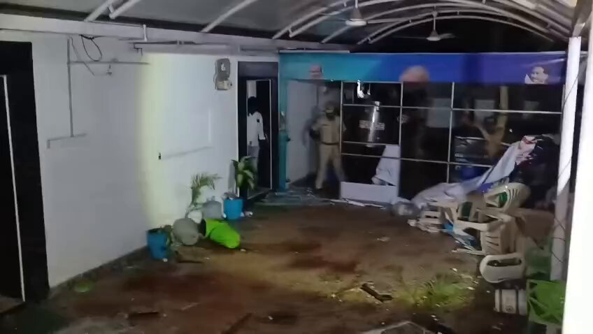 Amaravati, Andhra Pradesh | Former Minister and YSRCP leader Ambati Rambabu was arrested. Police surrounded his residence at Vikas Nagar in Guntur, took him into custody, and escorted him in a police van: Guntur West DSP Visuals Source: YSRCP