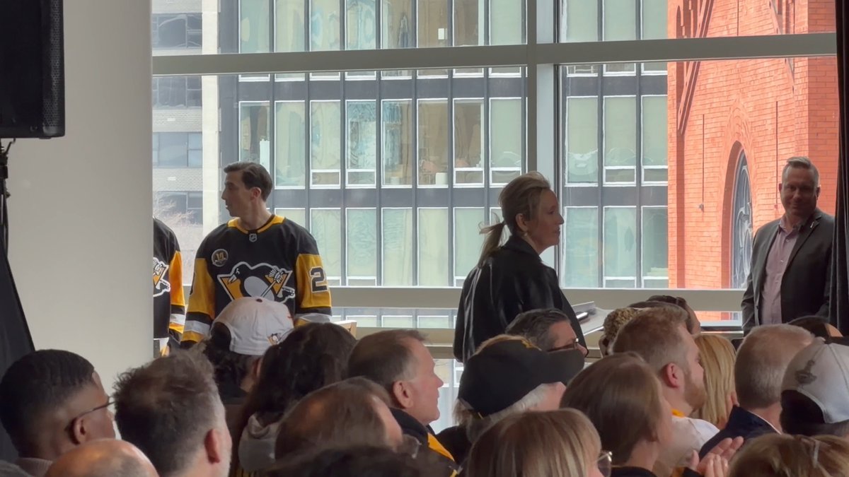 A standing o for Flower at today's "Cup Chronicles" 🌸👏