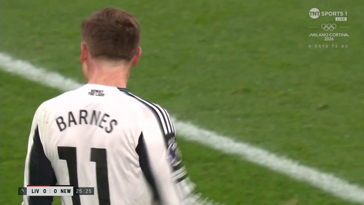 Harvey Barnes’ shot hits the post as Newcastle nearly take the lead 👀 TNT Sports & discovery+ UK