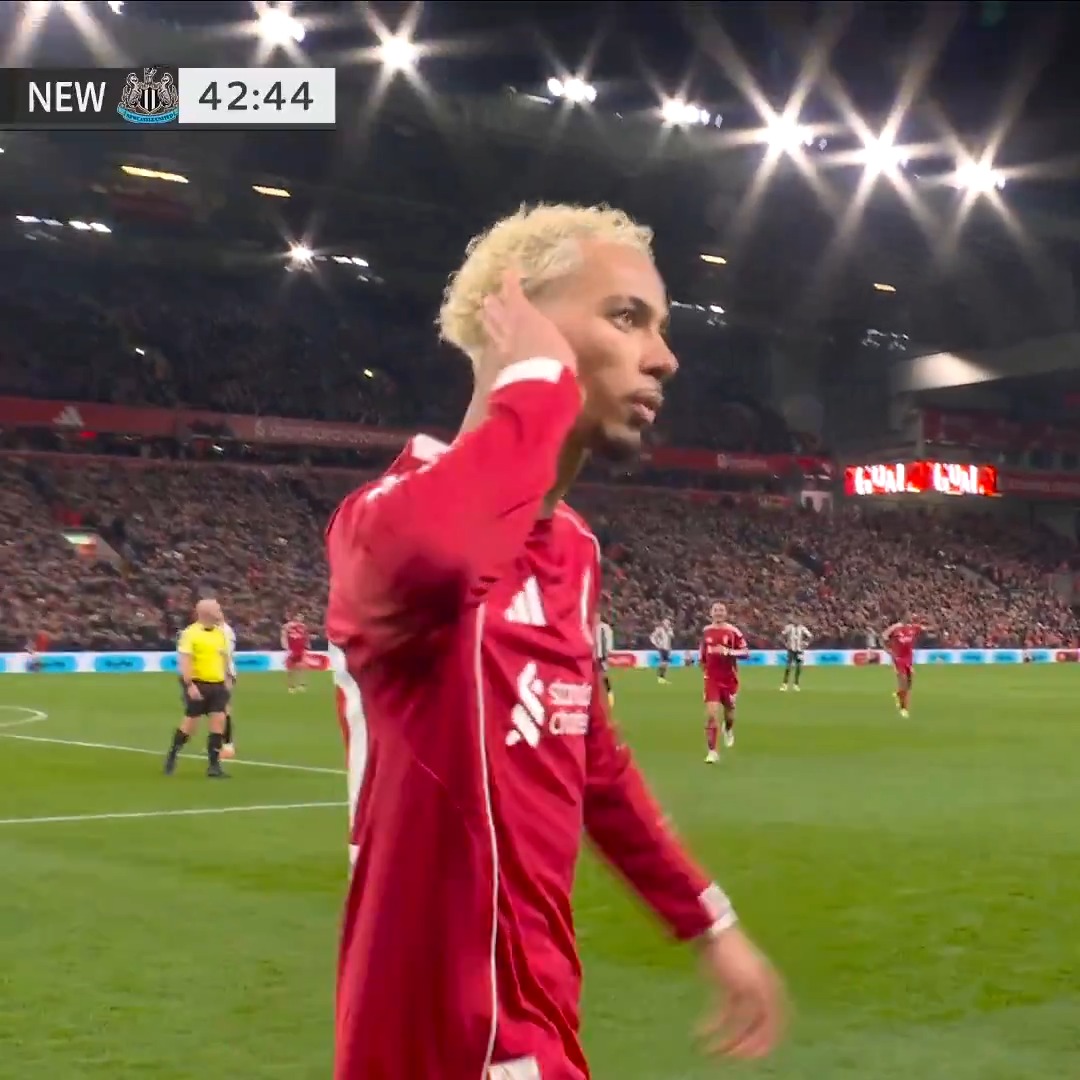 WELCOME TO THE HUGO EKITIKE SHOW. 🎥 TWO FABULOUS GOALS IN BARELY TWO MINUTES TO GIVE LIVERPOOL THE LEAD.
