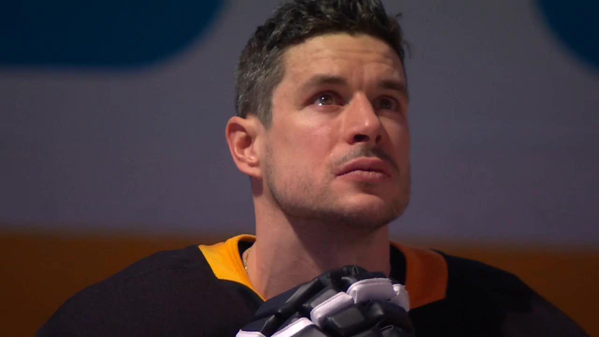Sid got emotional during the Pens 2016 Cup tribute video 😪