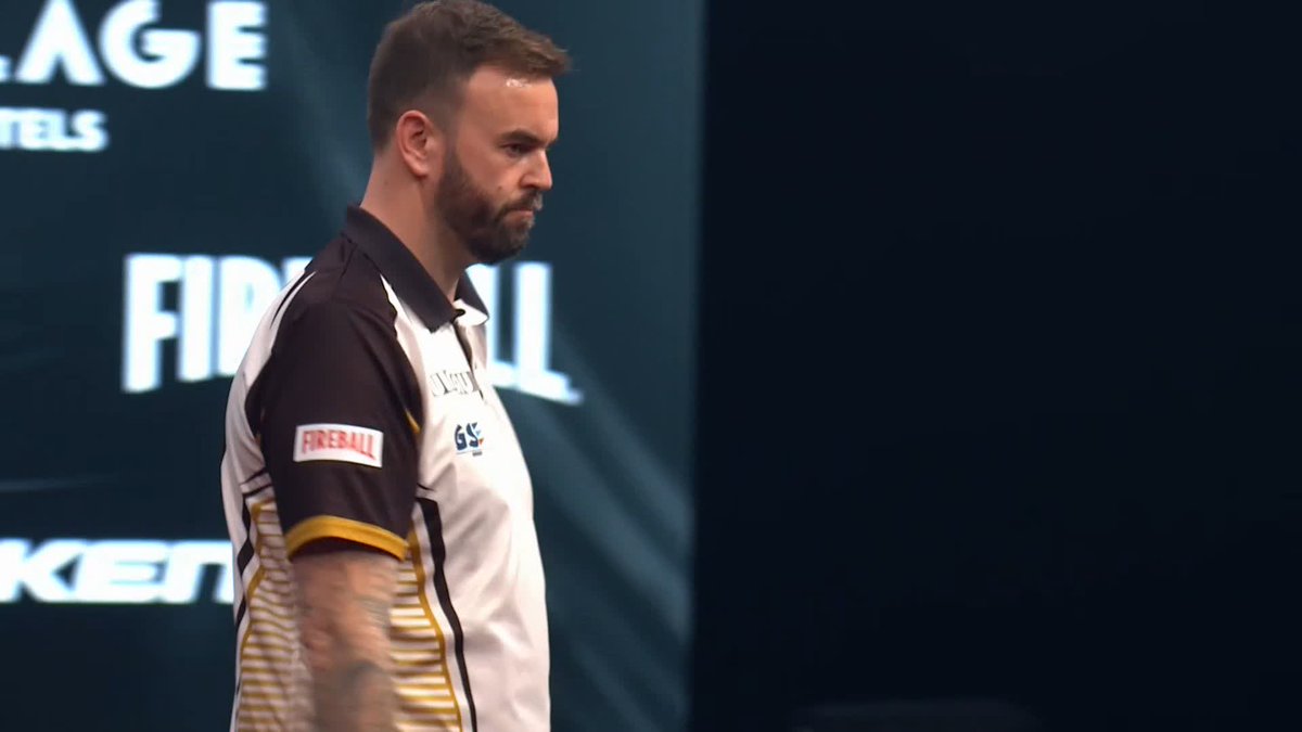 SMITH STANDS FIRM! Huge credit to Ross Smith! Despite Littler's relentless brilliance, the former European Champion opens his account to reduce the deficit to 3-1! 📺 #WinmauWorldMasters | R2