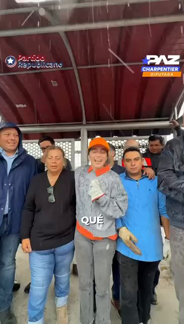 Gracias a todos quienes han aportado para la construcción de esta sede social transitoria, pequeña alegria para nuestros vecinos. Gracias a los aportantes y voluntarios de Acción Republicana. Gracias al futuro ministro Not Iván Poduje por apoyarnos, gracias a los vecinos por confiar 🇨🇱