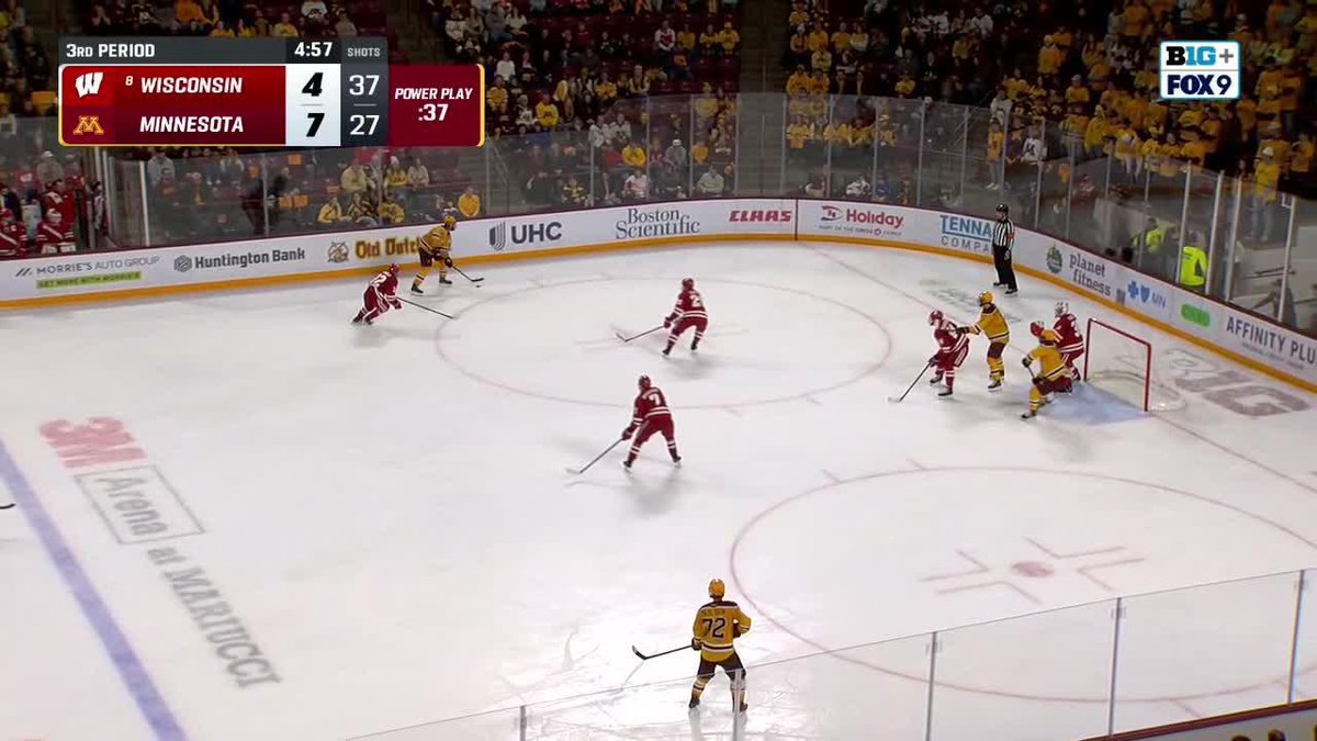 Keep 'em coming Leo 🤩 📺: FOX9 &amp; B1G+