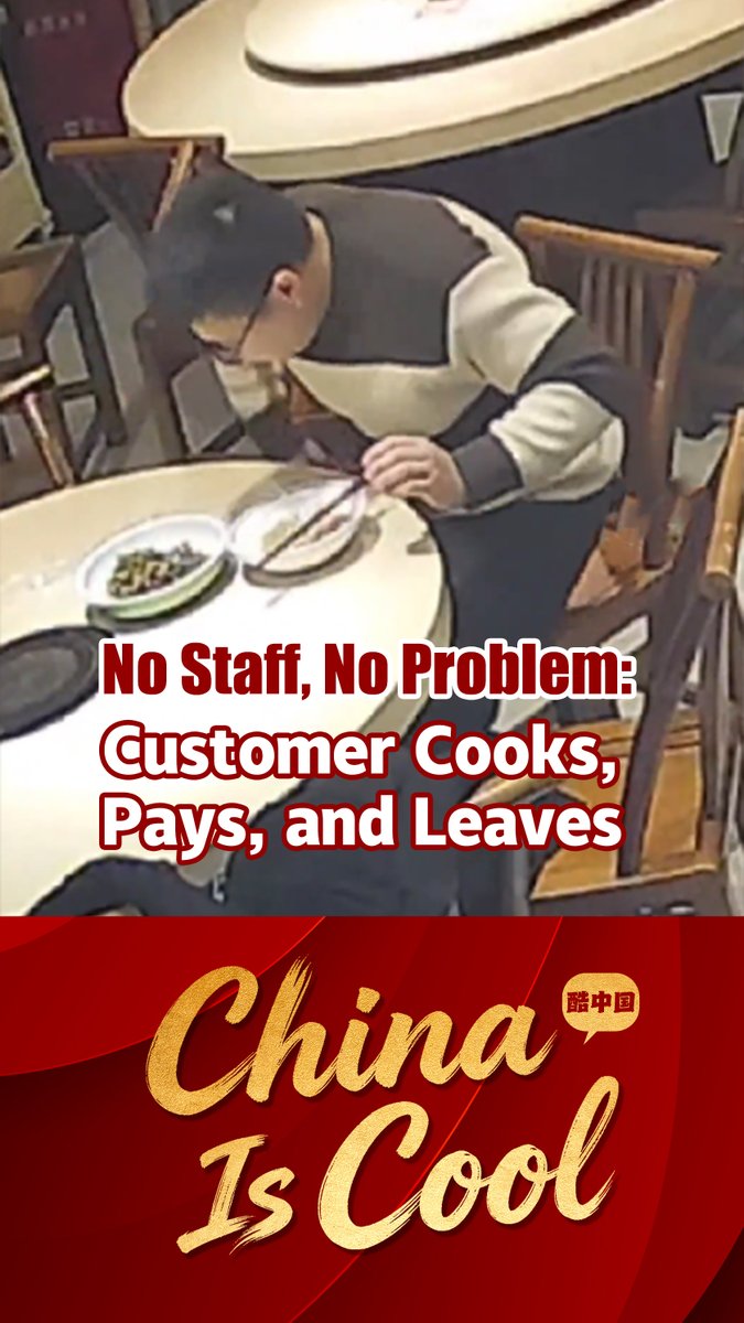 🍽️ Walked in for lunch. Found no staff. So he went into the kitchen, cooked his own meal, and left cash on the counter before leaving. The internet lost it: “This is the real self-serve buffet.” (Source: China Youth Daily)
