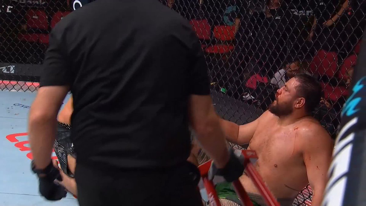 Left it all out on the line 👏 [ #UFC325 | LIVE on @ParamountPlus ]