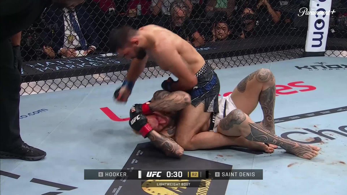 Herb Dean WILL NOT stop a fight until one person is looking directly at the Pearly Gates 😭🤣