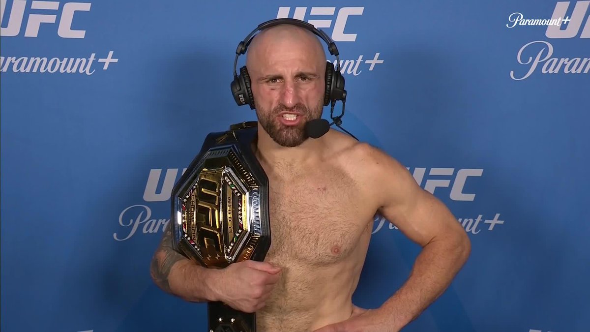 🚨| Alexander Volkanovski says he wants the winner of the rumoured Movsar Evloev vs. Lerone Murphy fight next. 👀👑 🎥 Paramount UFC #UFC325
