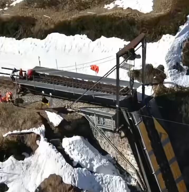 This 1889 Swiss mountain railway folds its bridge into the cliff every winter to survive heavy snow.