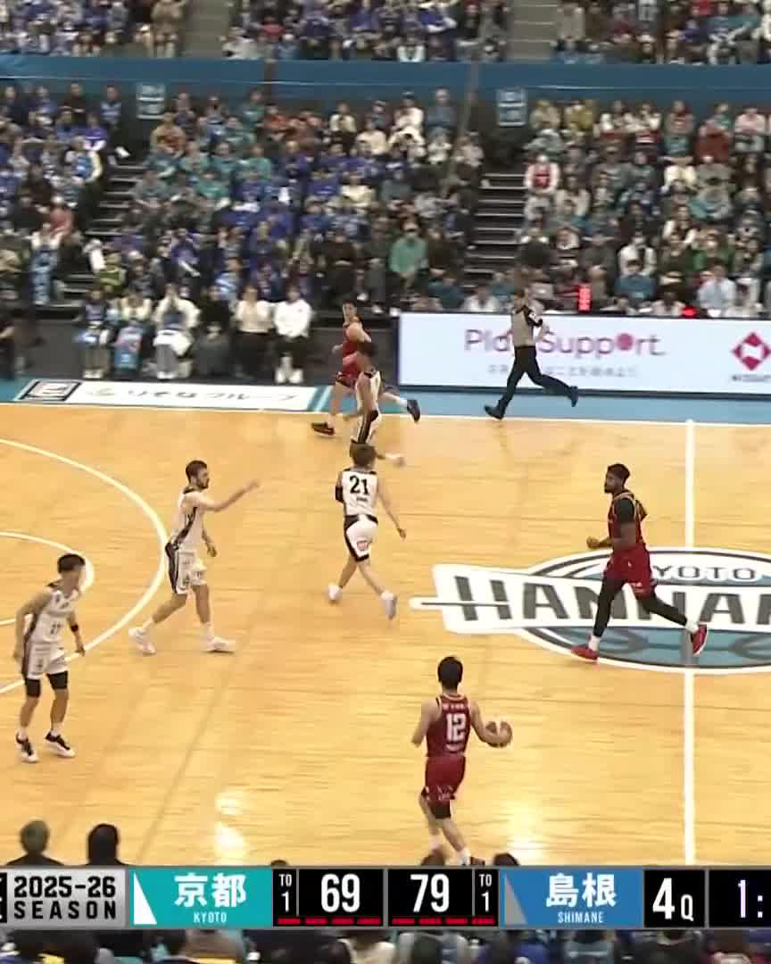 狙ってる🗡️🔥ここでビッグプレー💘 #ジェームズ・マイケル・マカドゥ 📡配信中🏀 #島根スサノオマジック