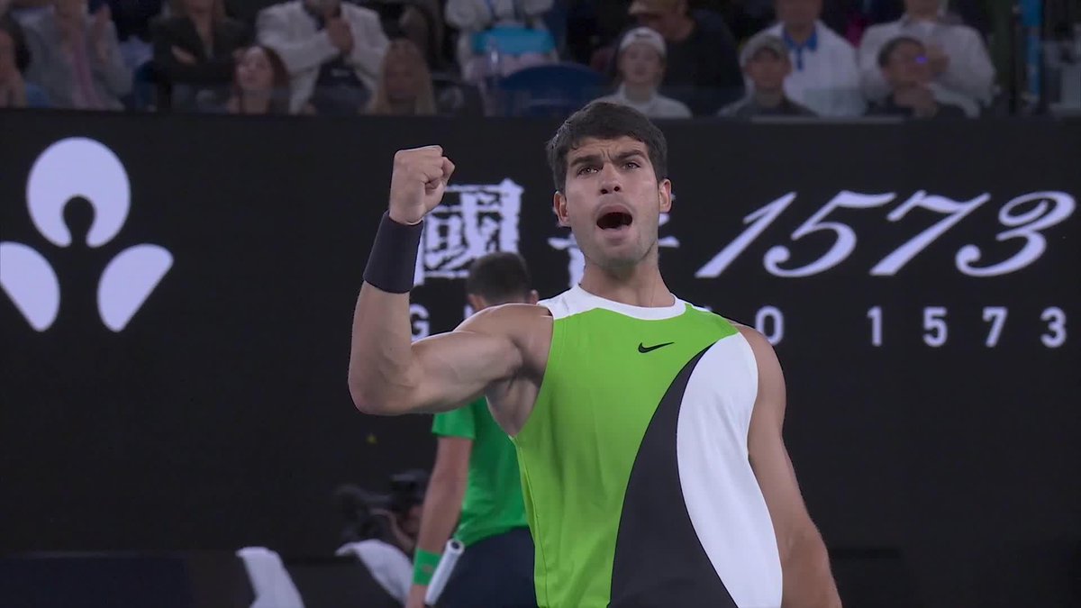 VAMOS 🇪🇸 Alcaraz leads 3-2 in the second set. Wide World of Sports • ESPN • TNT Sports • WOWOWテニス • #AO26