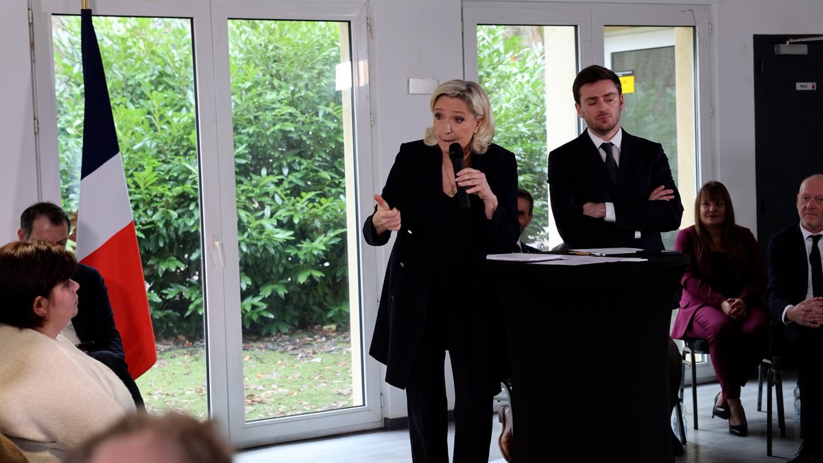 Pour désengorger les urgences, nous pensons qu'il serait judicieux de s'appuyer sur les médecins libéraux. Avec un service de garde au sein de l'hôpital, géré par des médecins libéraux, pour gérer exclusivement les problématiques liées à la douleur, sans besoin d'actes précis, si ce n'est la délivrance de médicaments.