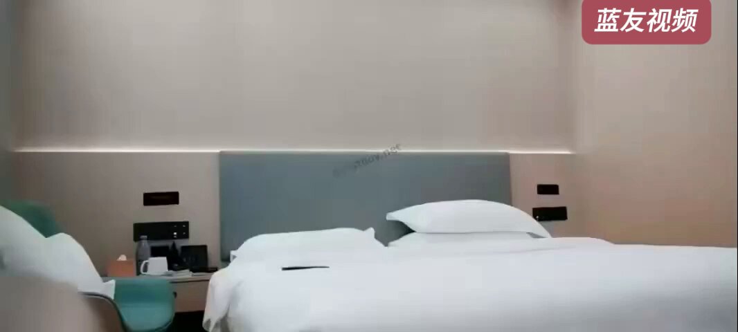 卧槽，刺激 看射了 撸鸡必看 #青涩奶狗 超清完整版👉小蓝视频： 最大彩虹男神聚集地： 蓝友俱乐部： G头条👉: 喜欢青涩奶狗一定要下载U蓝：