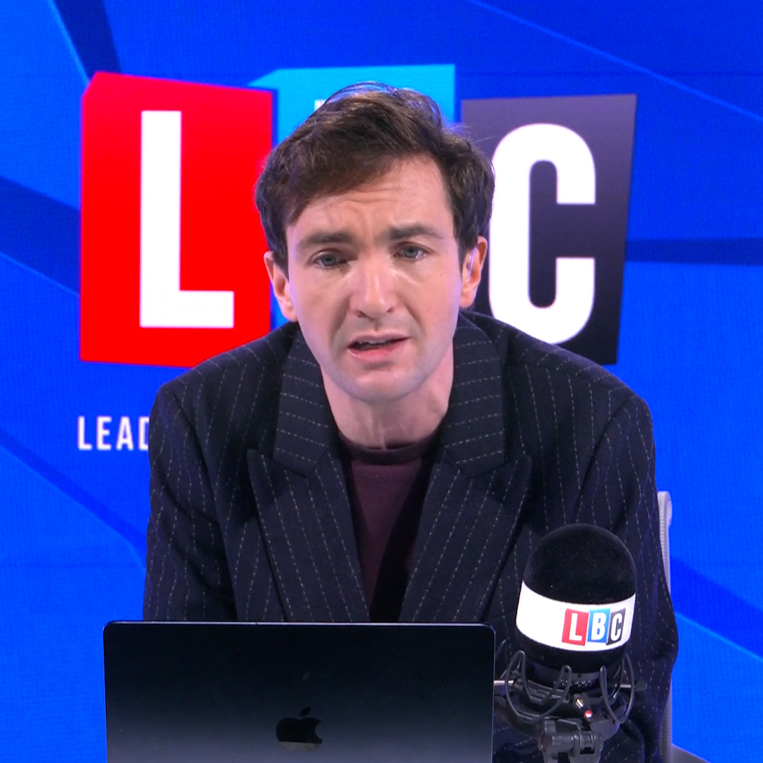 “Lewis, you’re a republican.” @Lewis_Goodall argues with royal bibliographer Tom Bower over what should be done about Andrew Mountbatten.