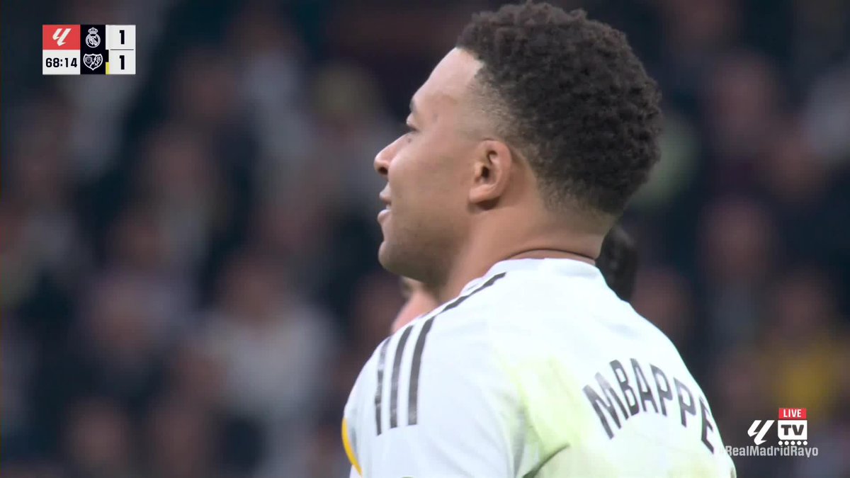 Kylian Mbappe is the LAST person I’d expect to miss that right now…🫣
