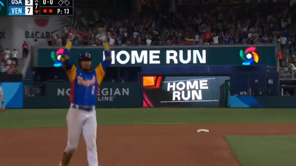 Luis Arraez will return to a .300 hitter with the Giants - Oracle Park is huge, allowing more line drives to drop - He's returning to his preferred position at 2B - He should also return to a leadoff role A nifty move from San Francisco!