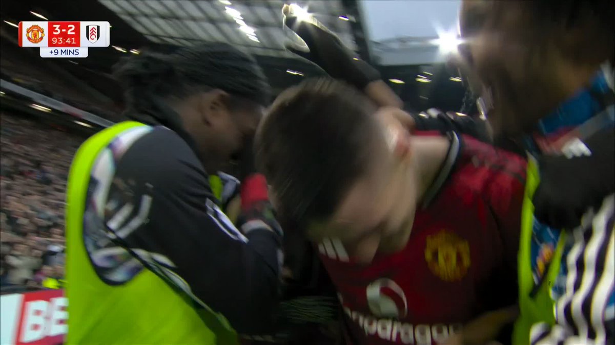 "This is old-style Manchester United" Benjamin Šeško, WOW! 🤯