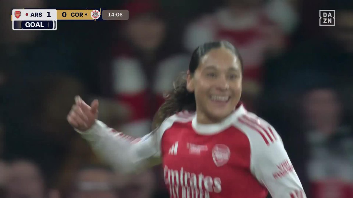 ❗Olivia Smith is alert and opens the score on the rebound! Arsenal lead Corinthians 1-0 in the FIFA Women's Champions Cup final ✨ #FIFAWomensChampionsCup