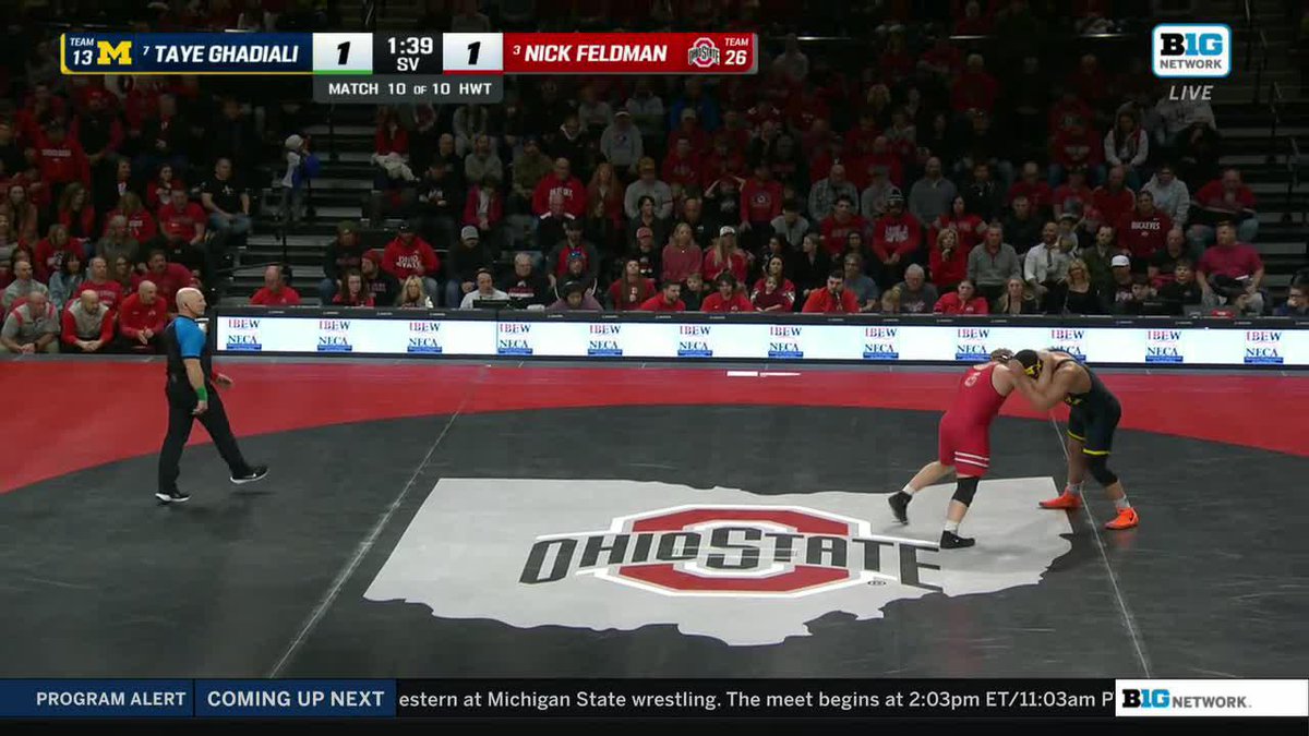Heavyweight scrambling! #GoBlue