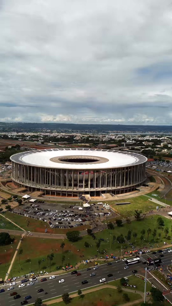 O CLIMA ESTÁ BOM DEMAIS POR AQUI! 💚🔥✨ Corinthians e Flamengo iniciam a disputa pelo título da #SupercopaRei Superbet 2026 em instantes. Conecta por aí e vamos vibrar pelo futebol brasileiro!