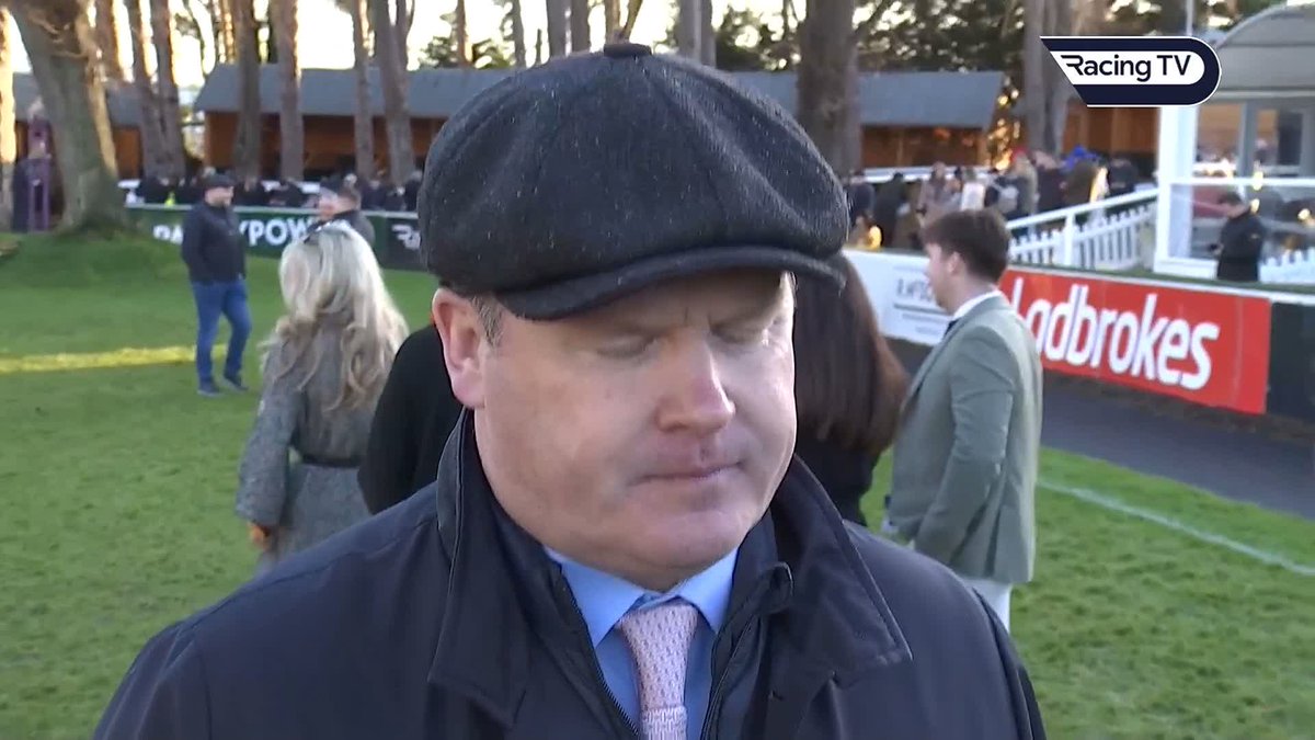 "If he runs like he works, he'll win" 👀 Gordon Elliott shares the inside track on his runners at Leopardstown RC on Monday, which includes Romeo Coolio, Mange Tout and an exciting prospect in the bumper...👇 Watch all the action LIVE on Racing TV! Fran Berry