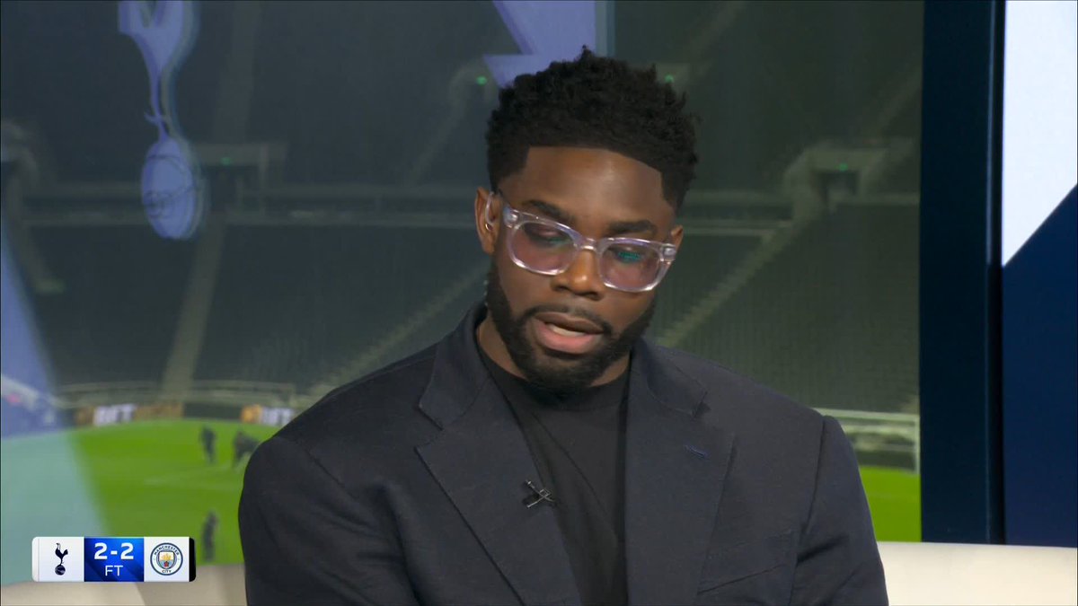 🗣️ "I'm happy for him" Micah Richards and Jamie Redknapp discuss the pressure Thomas Frank has had to deal with at Spurs.